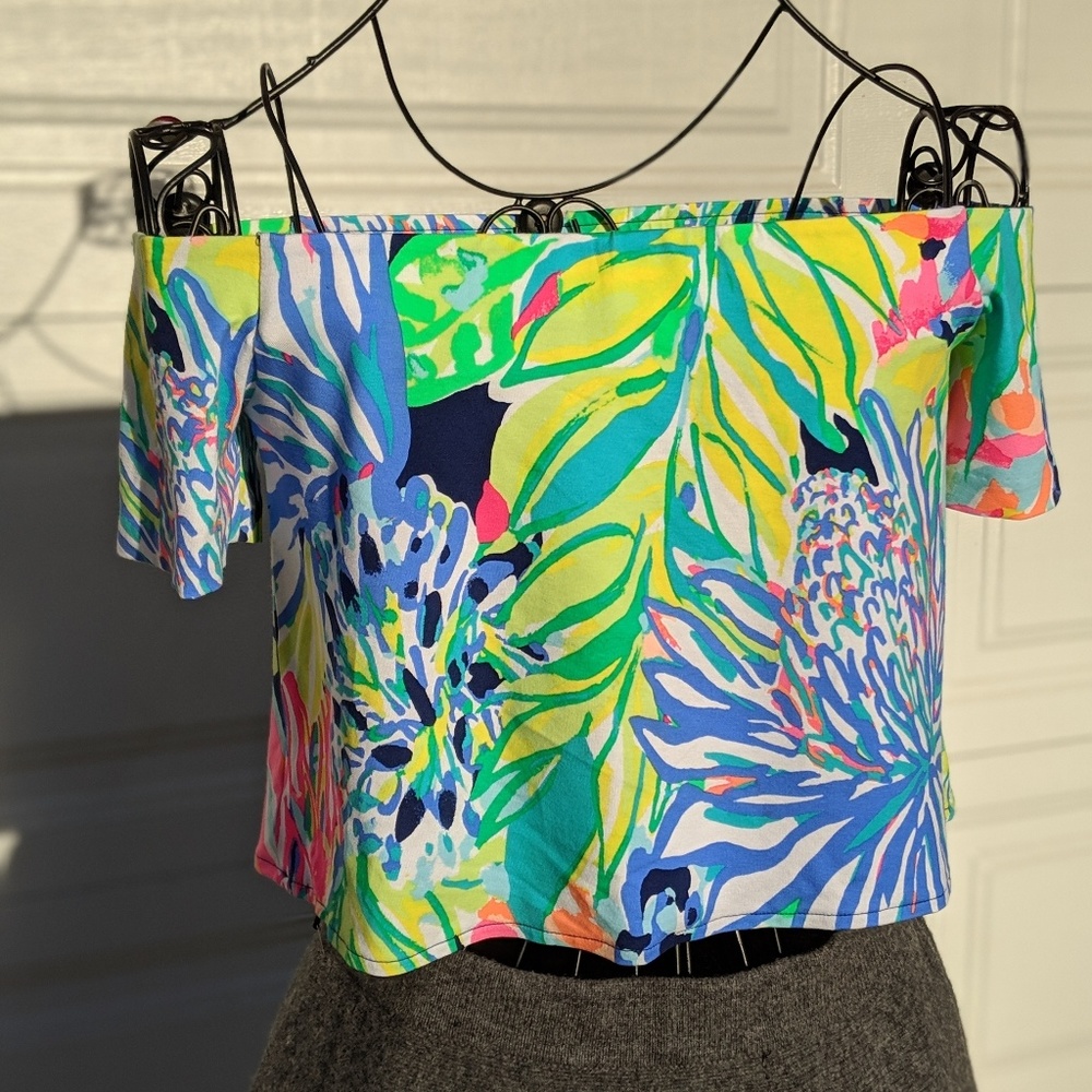 Lilly Pulitzer floral crop top SOLD OUT STYLE